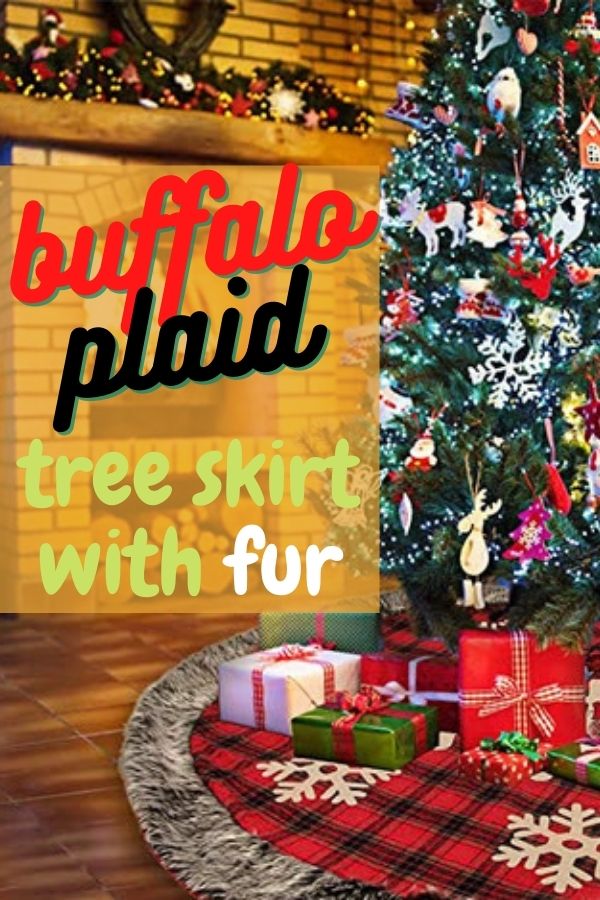 Buffalo Plaid Tree Skirt with Fur